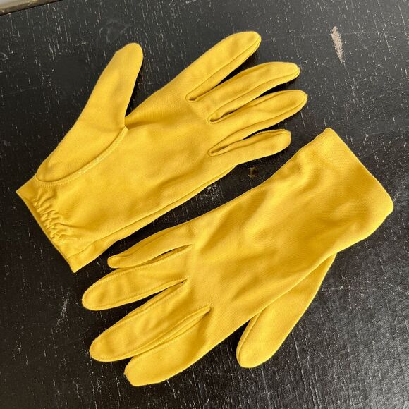 Vintage Yellow Fabric Gloves 60s Style Size S/M Stretch Unlined - Picture 1 of 6